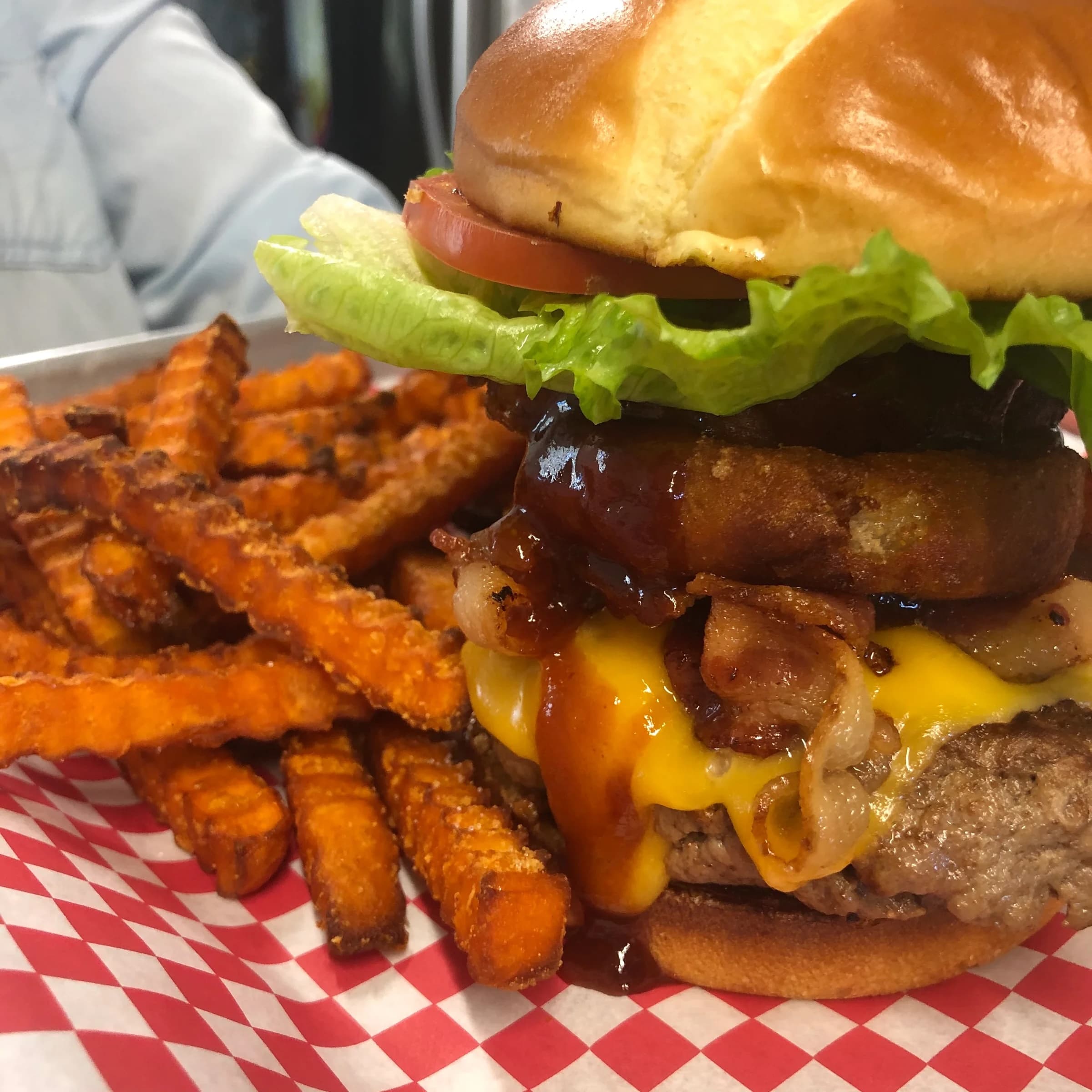 Gertie's Burgers Gertie's Burgers